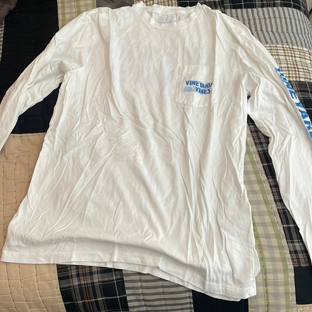 Vineyard vines white long sleeve